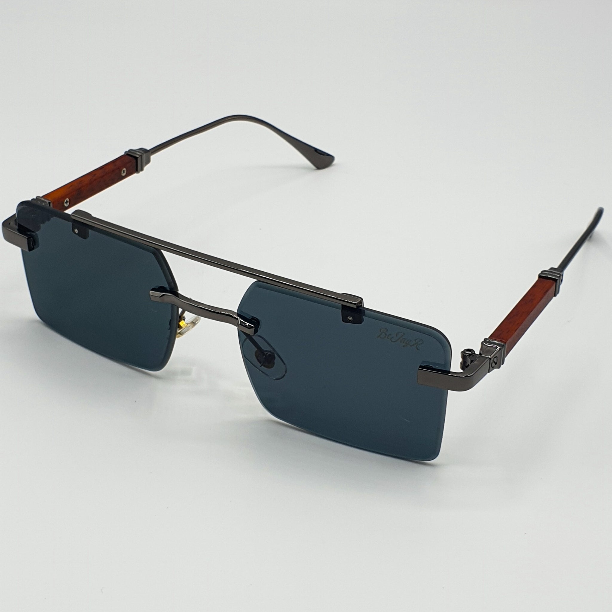 Millionaire Elegance